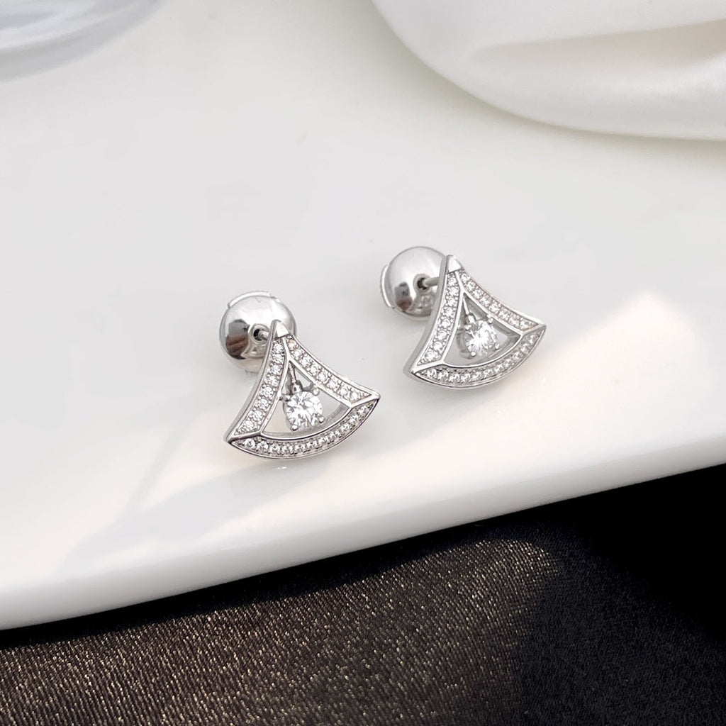 BVLGARI DREAM MINI DIAMOND STUD EARRINGS