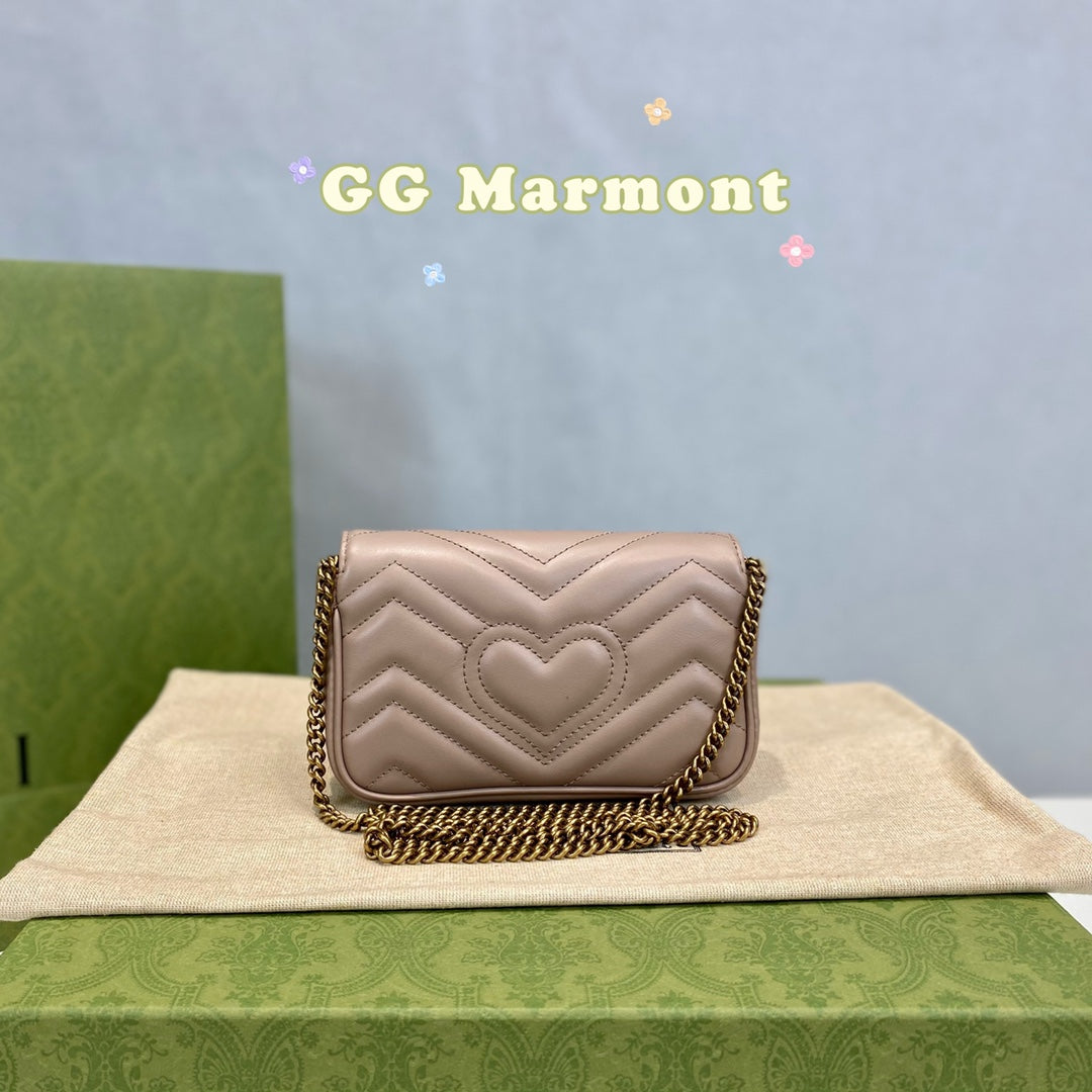 Gucci GG Marmont Mini Shoulder Bag – 476433