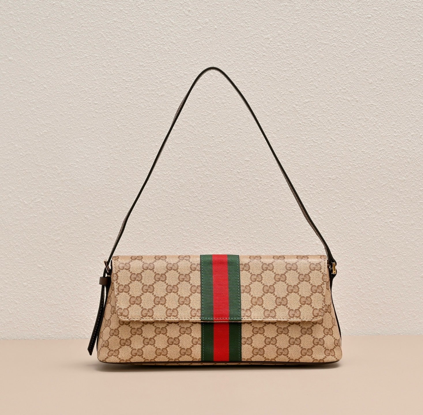 GUCCI GG Madison Shoulder Bag