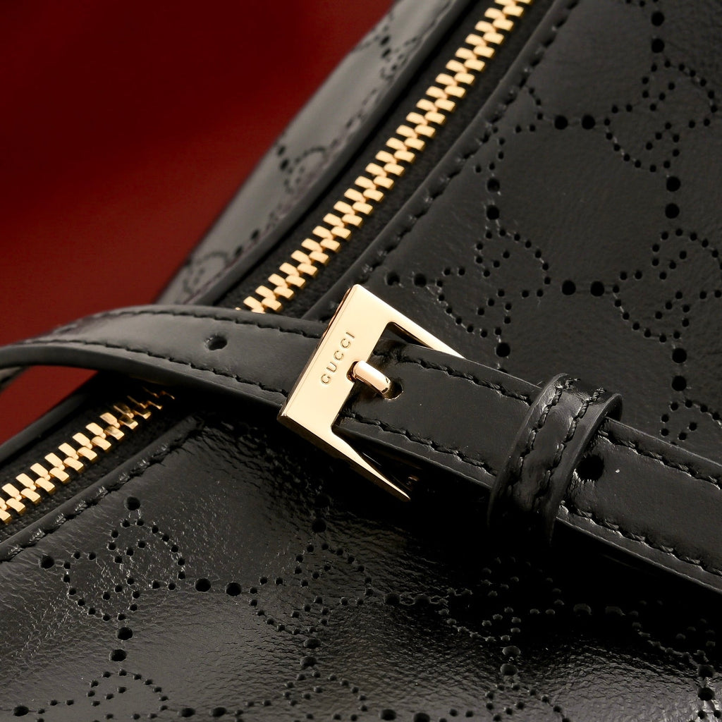 GUCCI Lady Lunetta Chain Medium Shoulder Bag