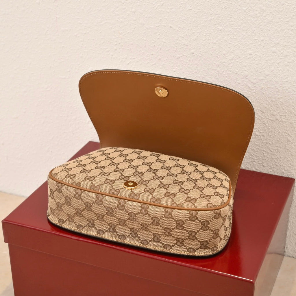 Gucci GG Emblem Mini Tote Bag – 815714
