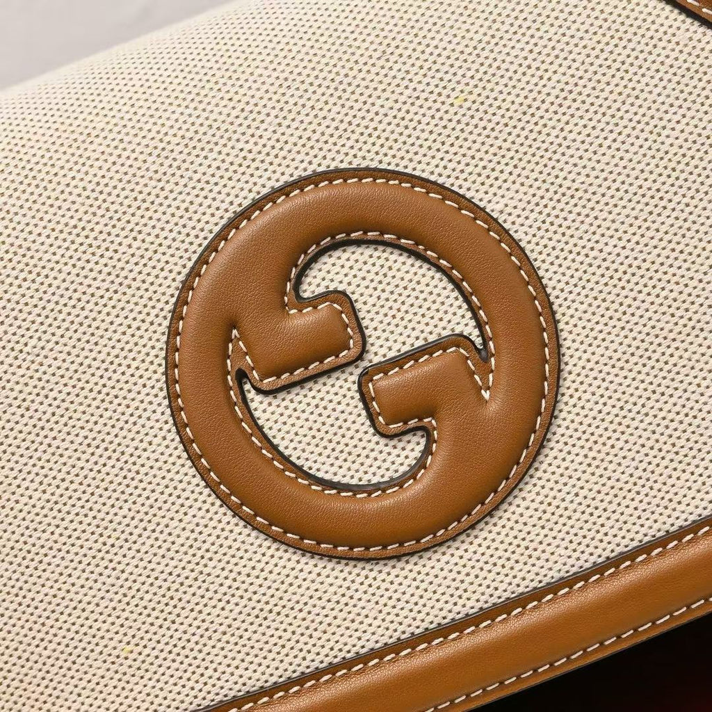 Gucci Blondie Top Handle Bag – 815714
