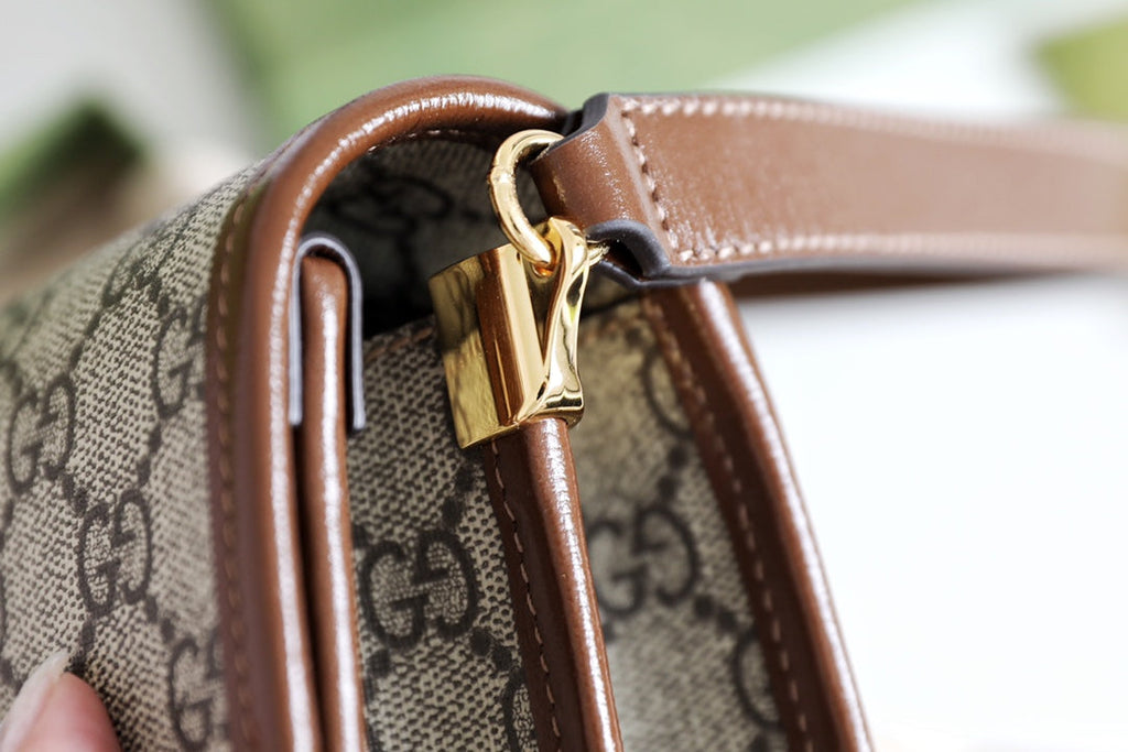 Gucci GG Retro Small Messenger Bag – 671620