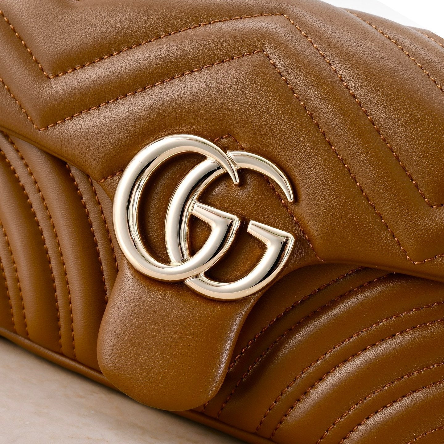 Gucci GG Marmont Crystal Shoulder Bag – 837280