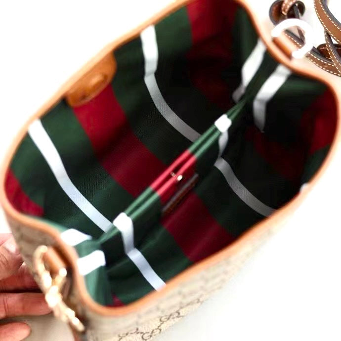 Gucci GG Emblem Bucket Bag – 815118
